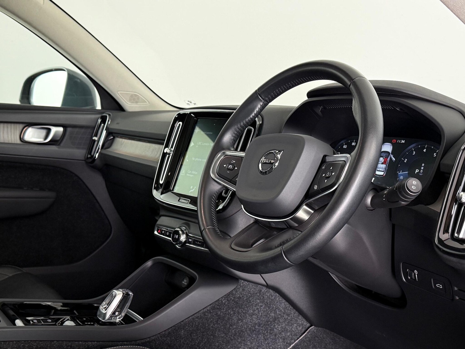 Used Volvo XC40 2020 for sale - 77243490: Photo 21