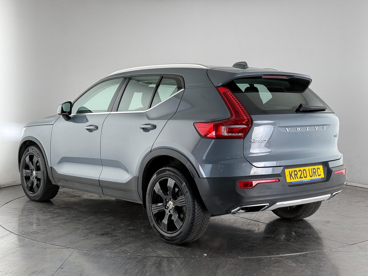Used Volvo XC40 2020 for sale - 77243490: Photo 4