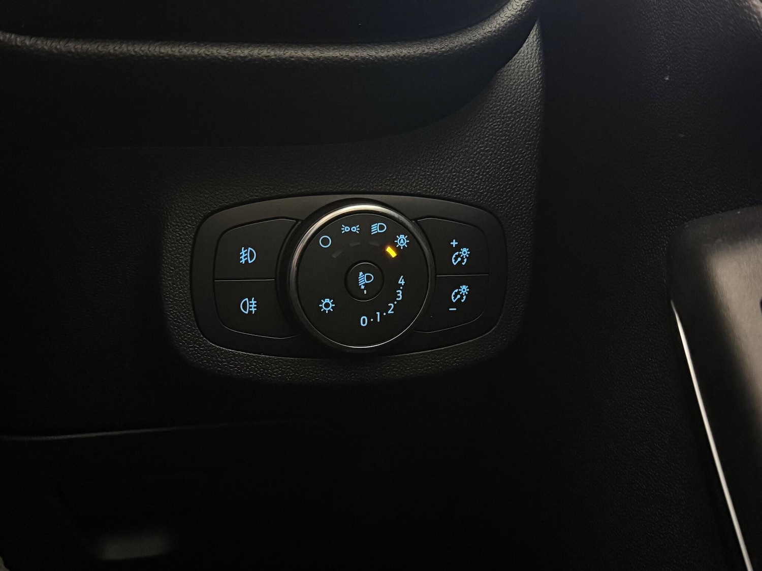 Used Ford Fiesta 2020 for sale - 77243192: Photo 21