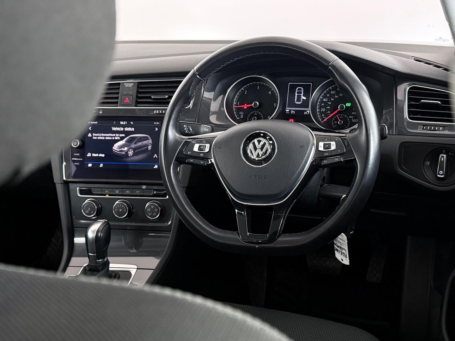 Used Volkswagen Golf 2018 for sale - 77182886: Photo 13