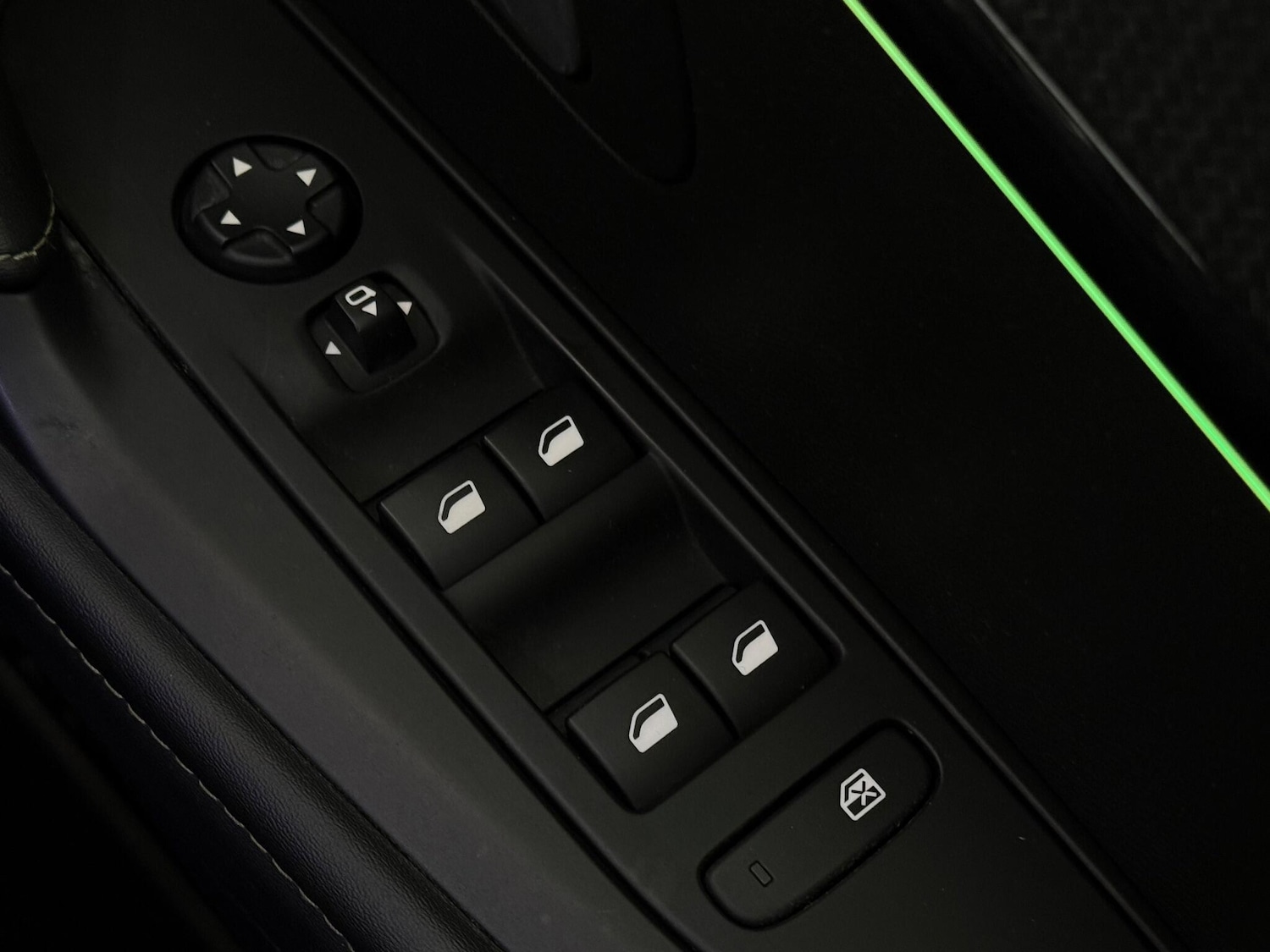 Used Peugeot 208 2023 for sale - 77243059: Photo 32