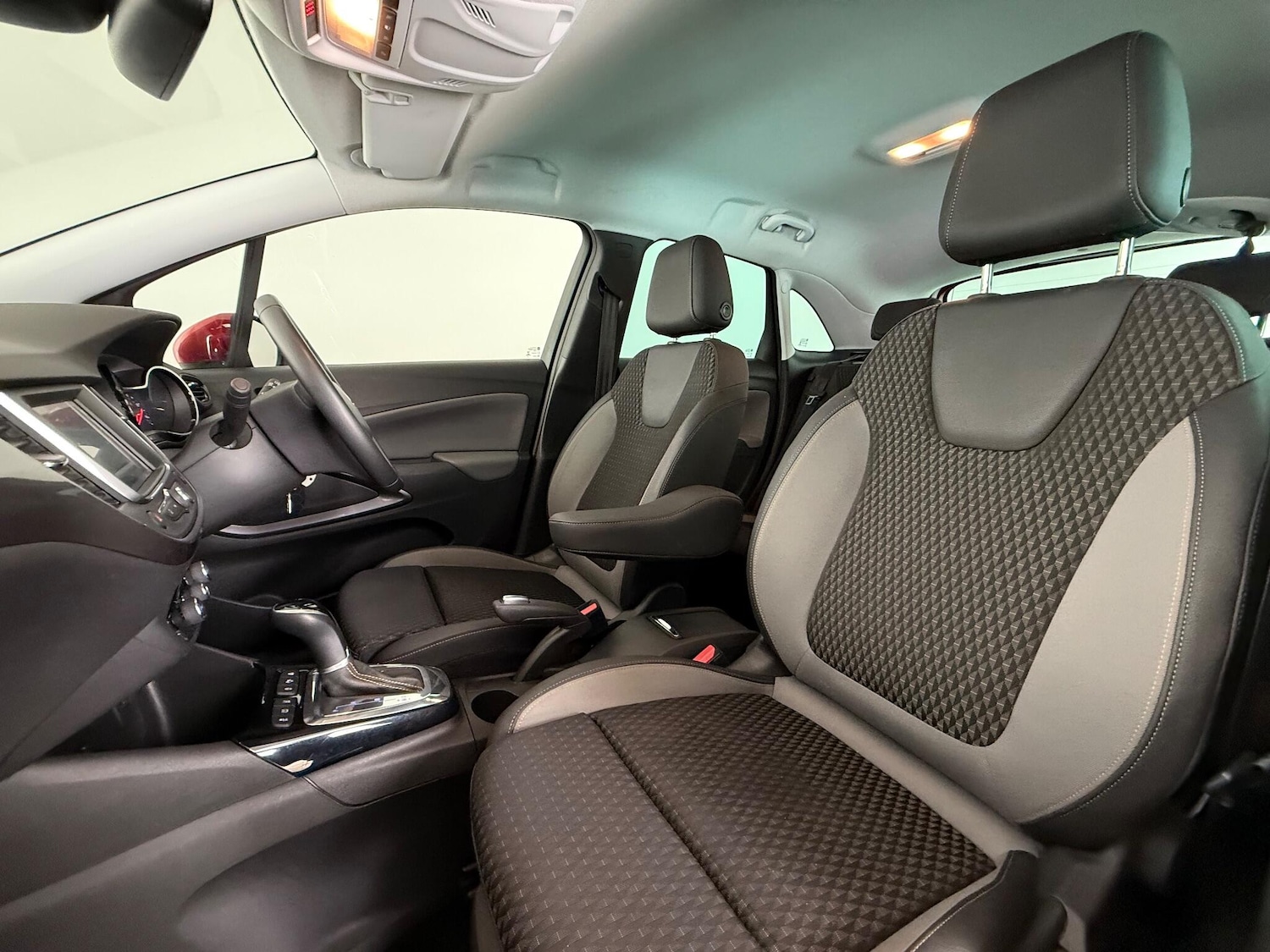 Used Vauxhall Crossland X 2020 for sale - 76466861: Photo 15