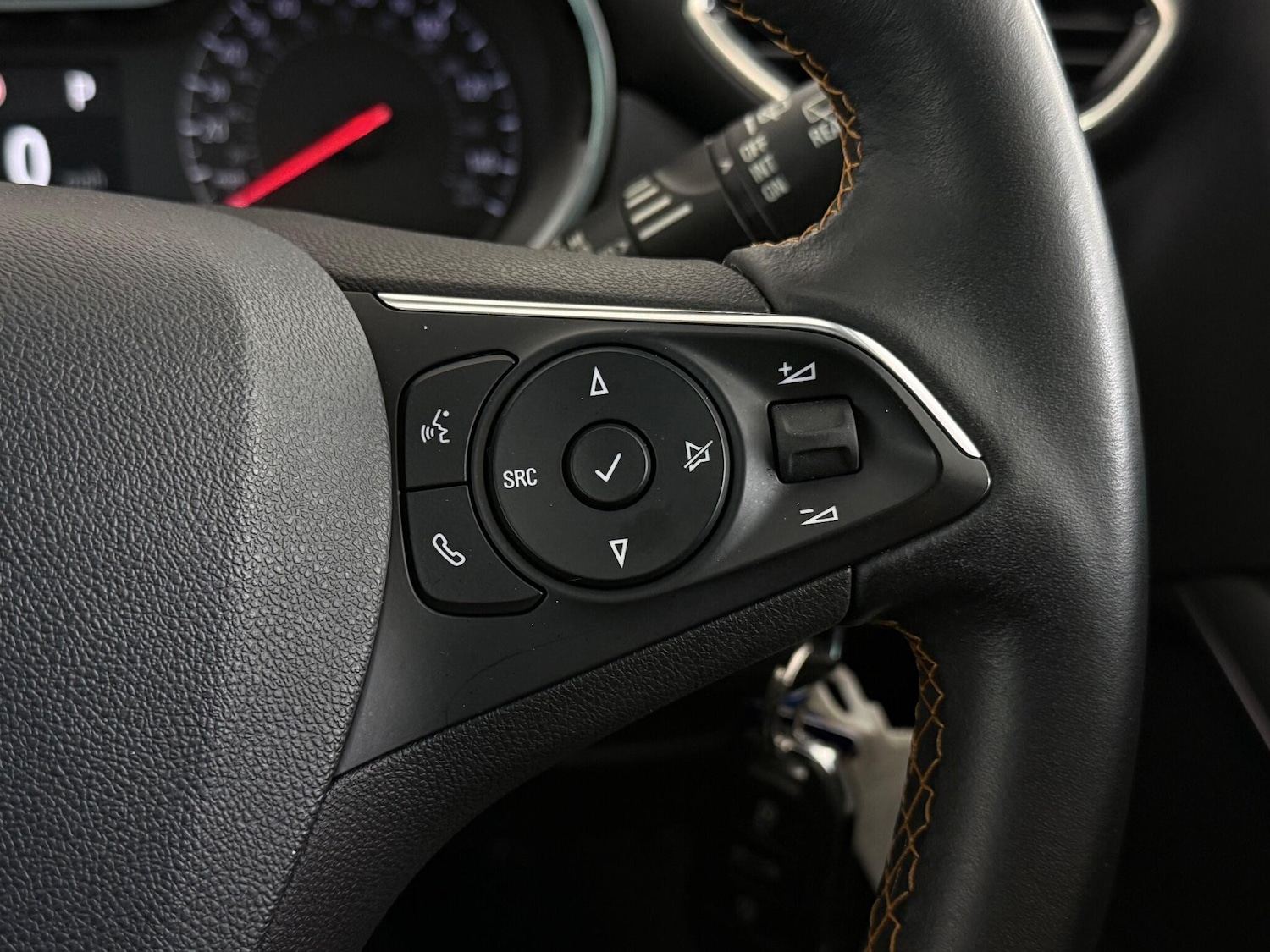 Used Vauxhall Crossland X 2020 for sale - 76466861: Photo 24