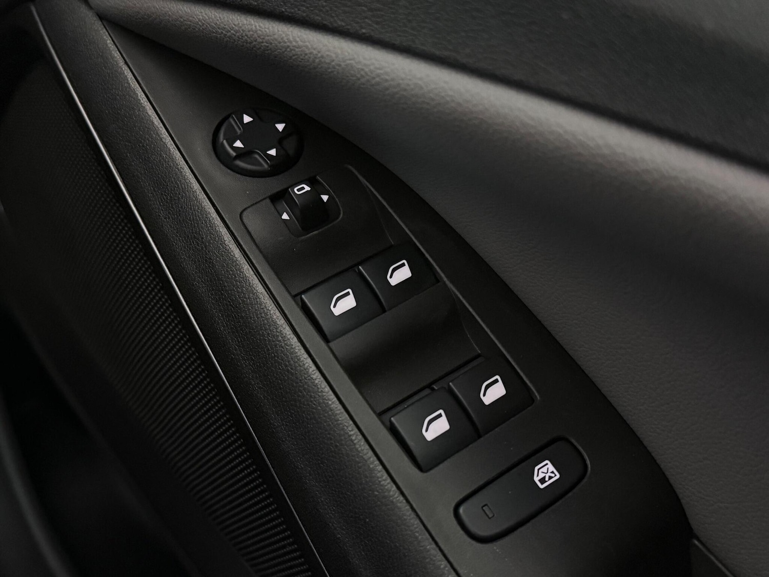 Used Vauxhall Crossland X 2020 for sale - 76466861: Photo 34