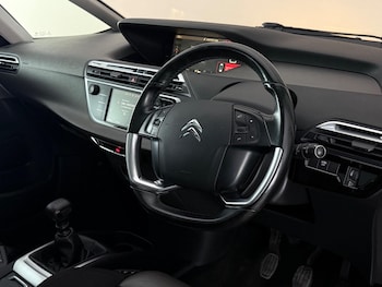 Used Citroen Grand C4 Picasso 2018 for sale - 79039525: Photo