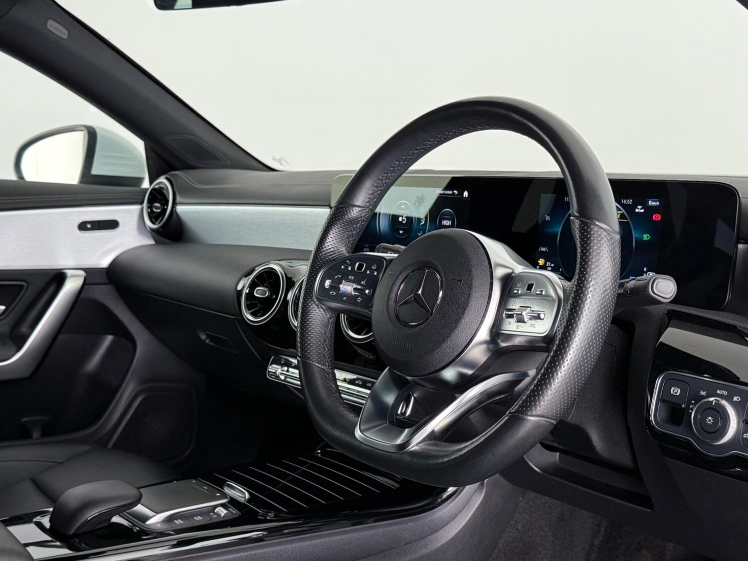 Used Mercedes-Benz CLA 2022 for sale - 77575506: Photo 14