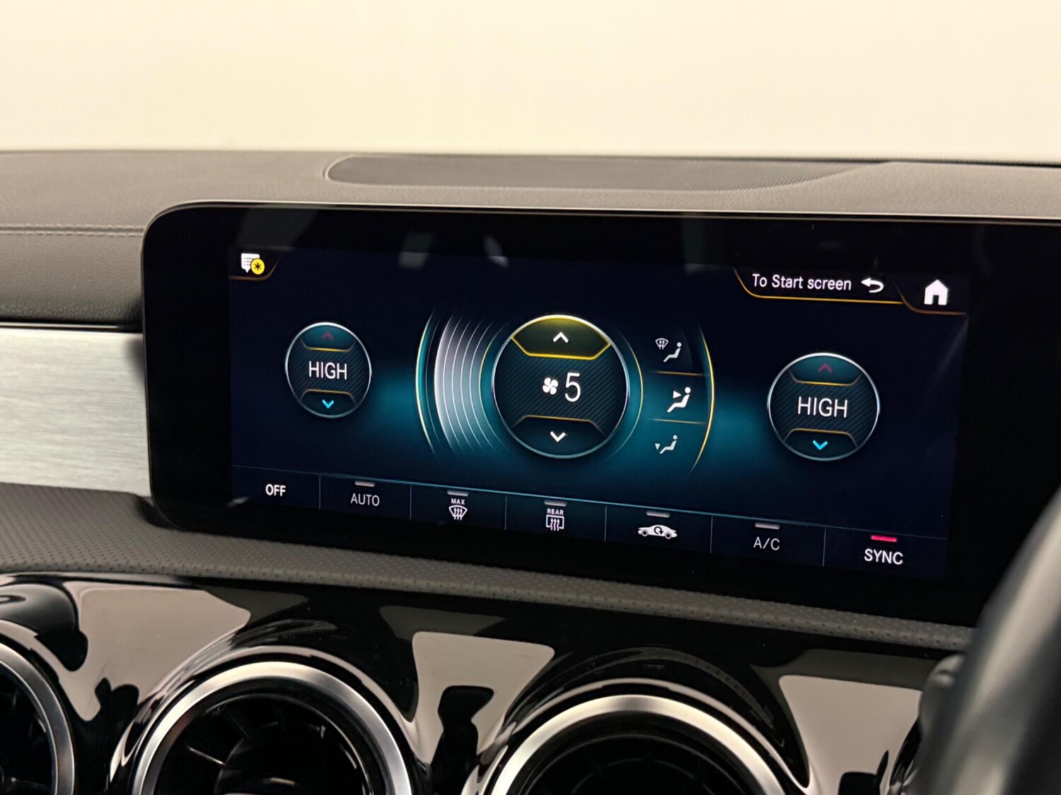 Used Mercedes-Benz CLA 2022 for sale - 77575506: Photo 21