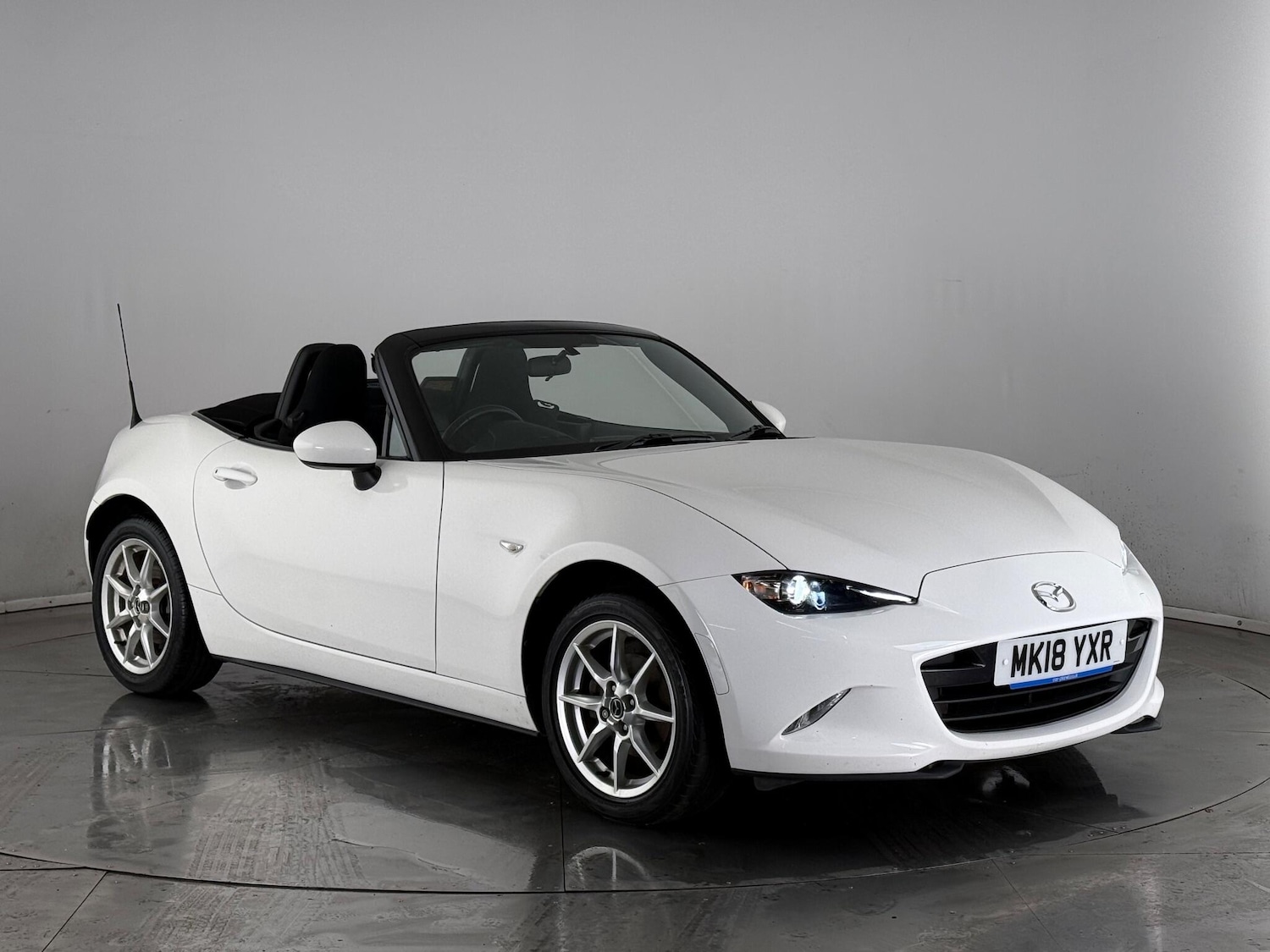 Used Mazda MX-5 2018 for sale - 77182952: Photo 1