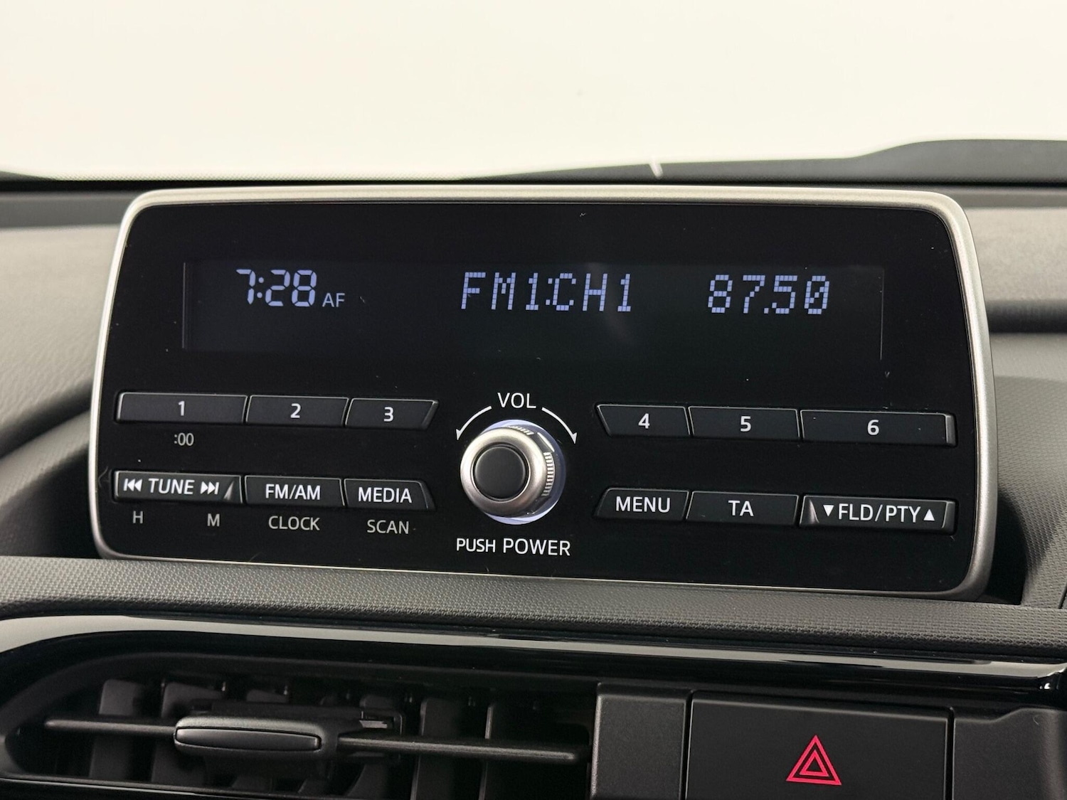 Used Mazda MX-5 2018 for sale - 77182952: Photo 22