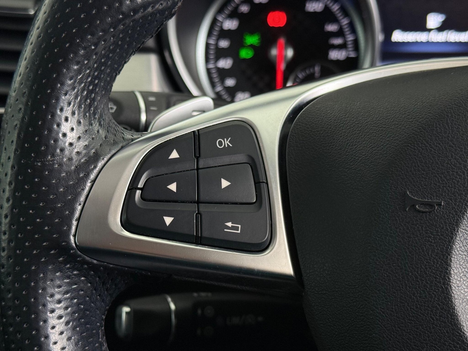 Used Mercedes-Benz GLE 2016 for sale - 76467267: Photo 28