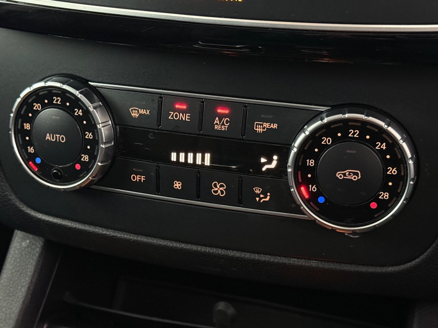 Used Mercedes-Benz GLE 2016 for sale - 76467267: Photo 41