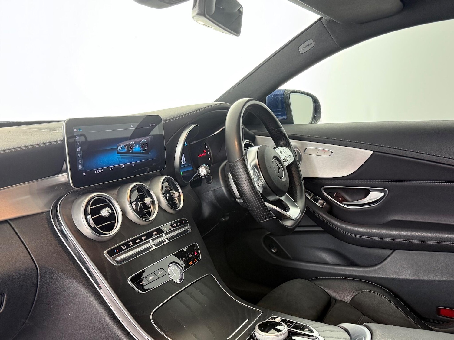 Used Mercedes-Benz C Class 2018 for sale - 77222095: Photo 14