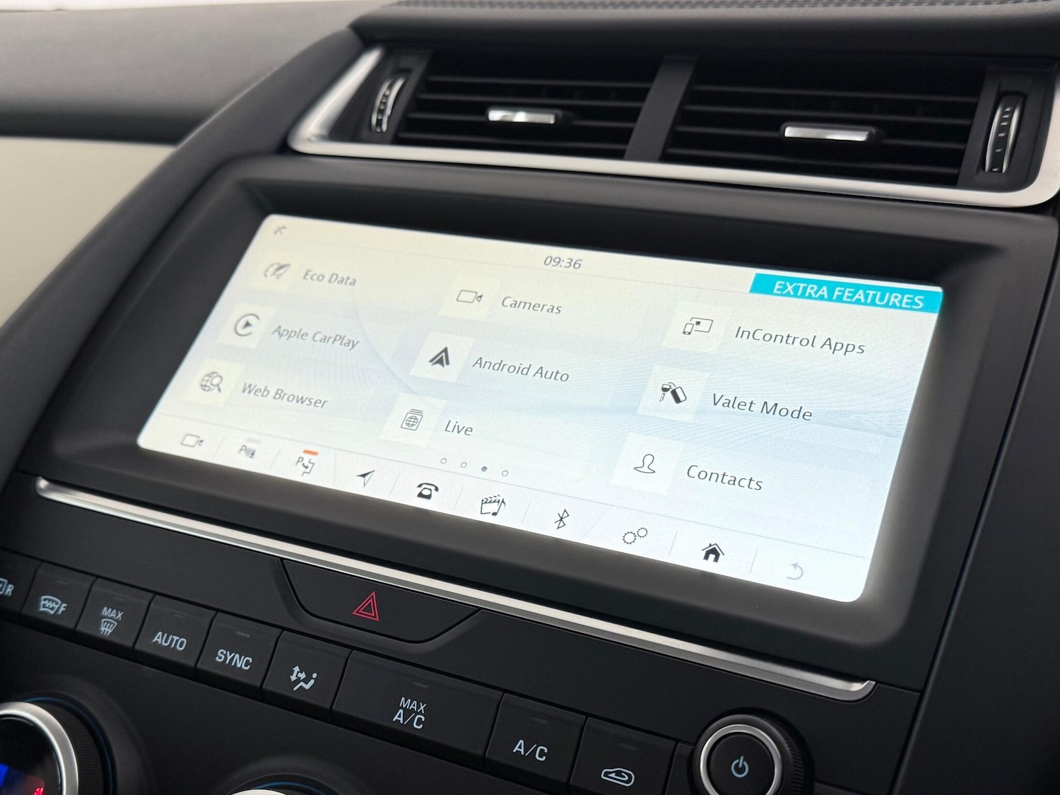 Used Jaguar E-Pace 2018 for sale - 77246015: Photo 30