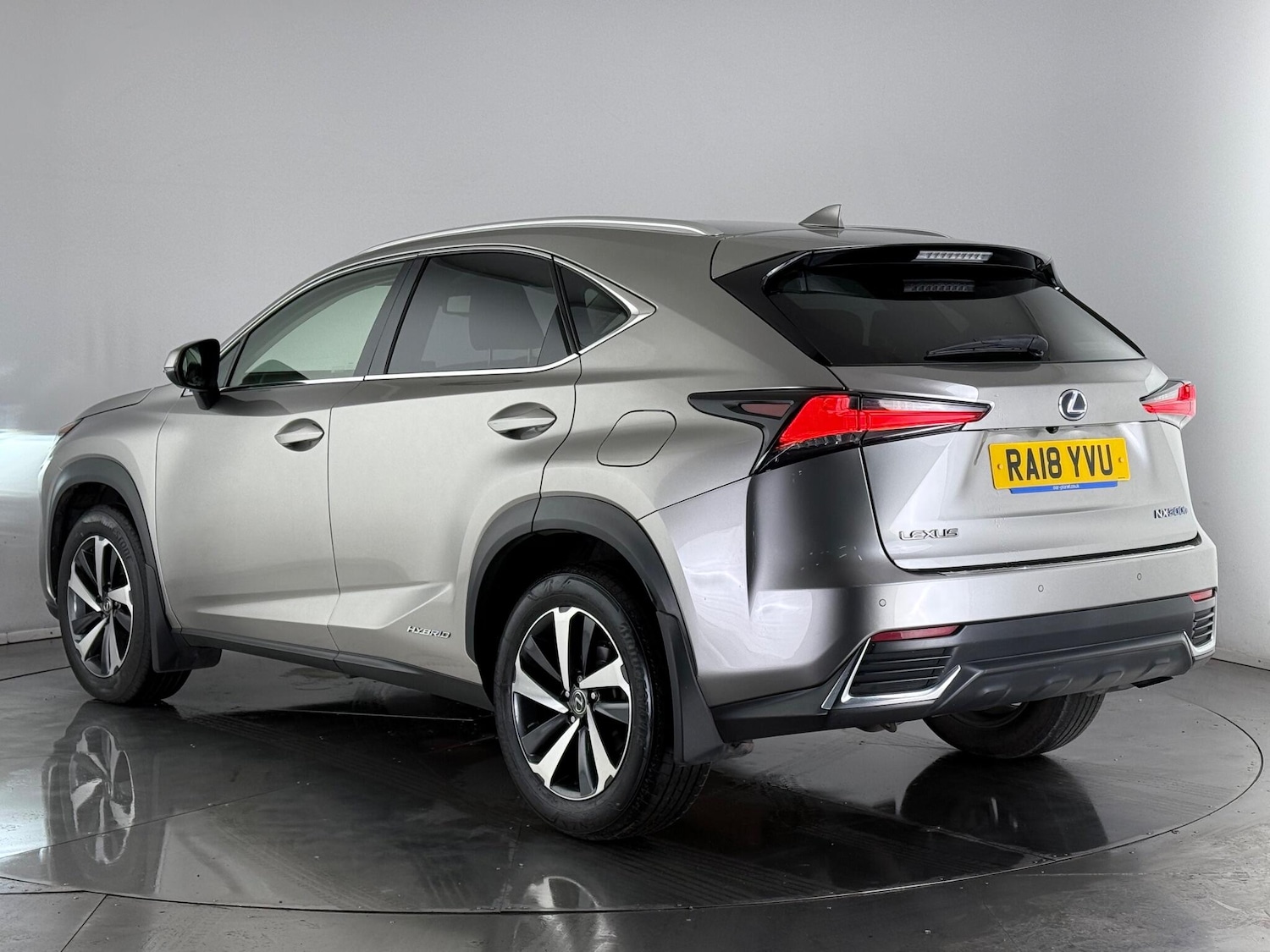 Used Lexus NX 2018 for sale - 76467425: Photo 5