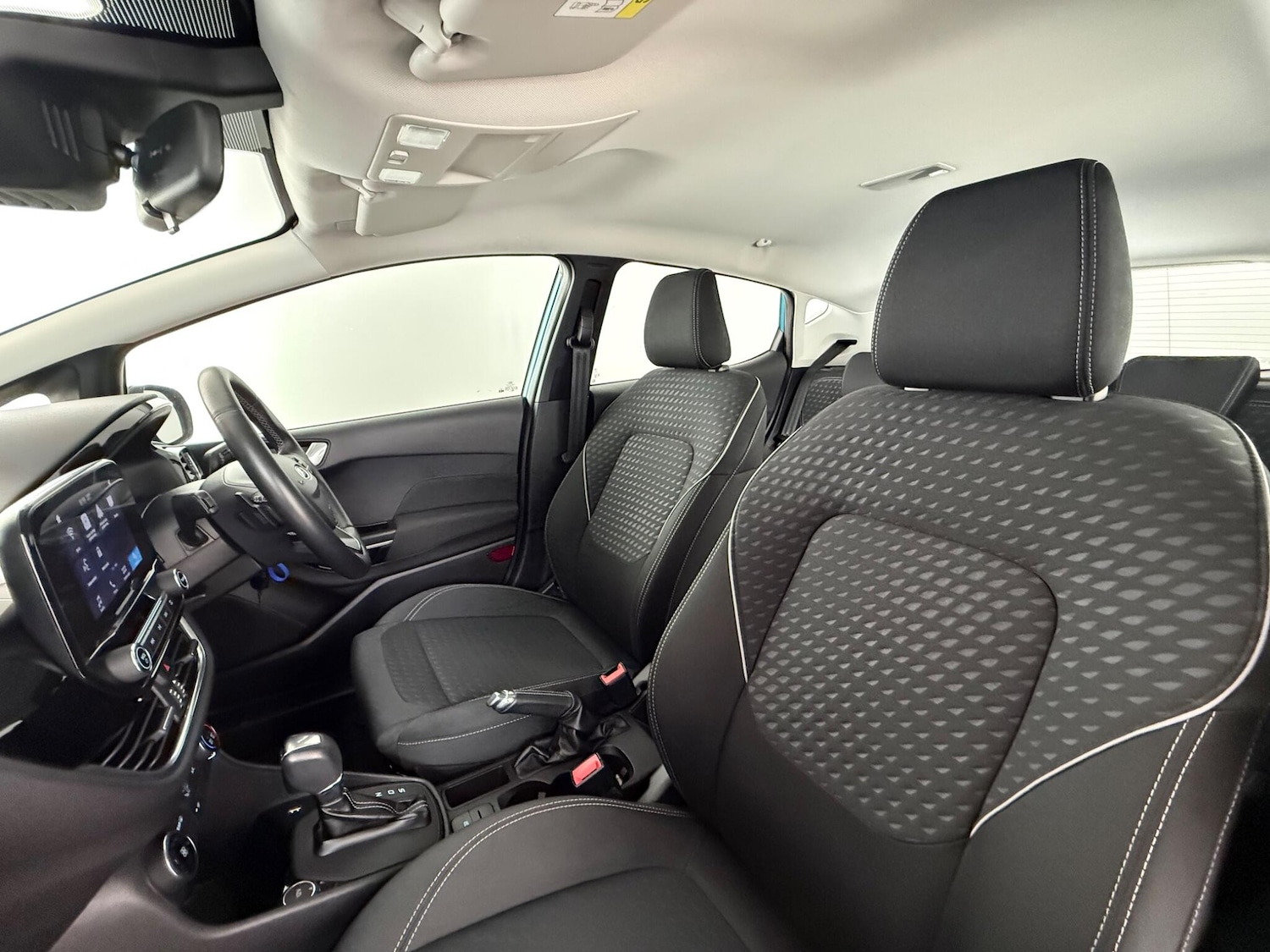 Used Ford Fiesta 2018 for sale - 77243092: Photo 14