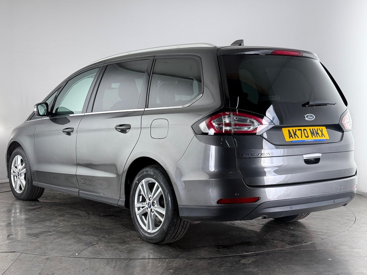 Used Ford Galaxy 2020 for sale - 77222039: Photo 2