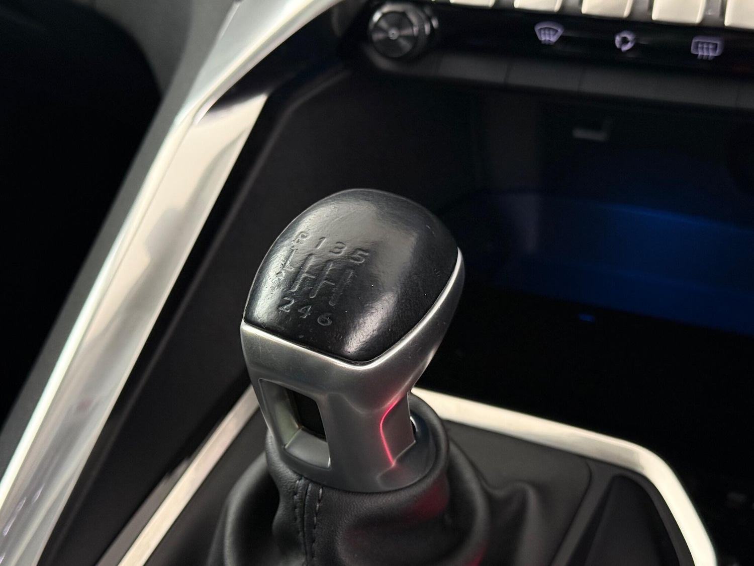 Used Peugeot 3008 2020 for sale - 77243692: Photo 29