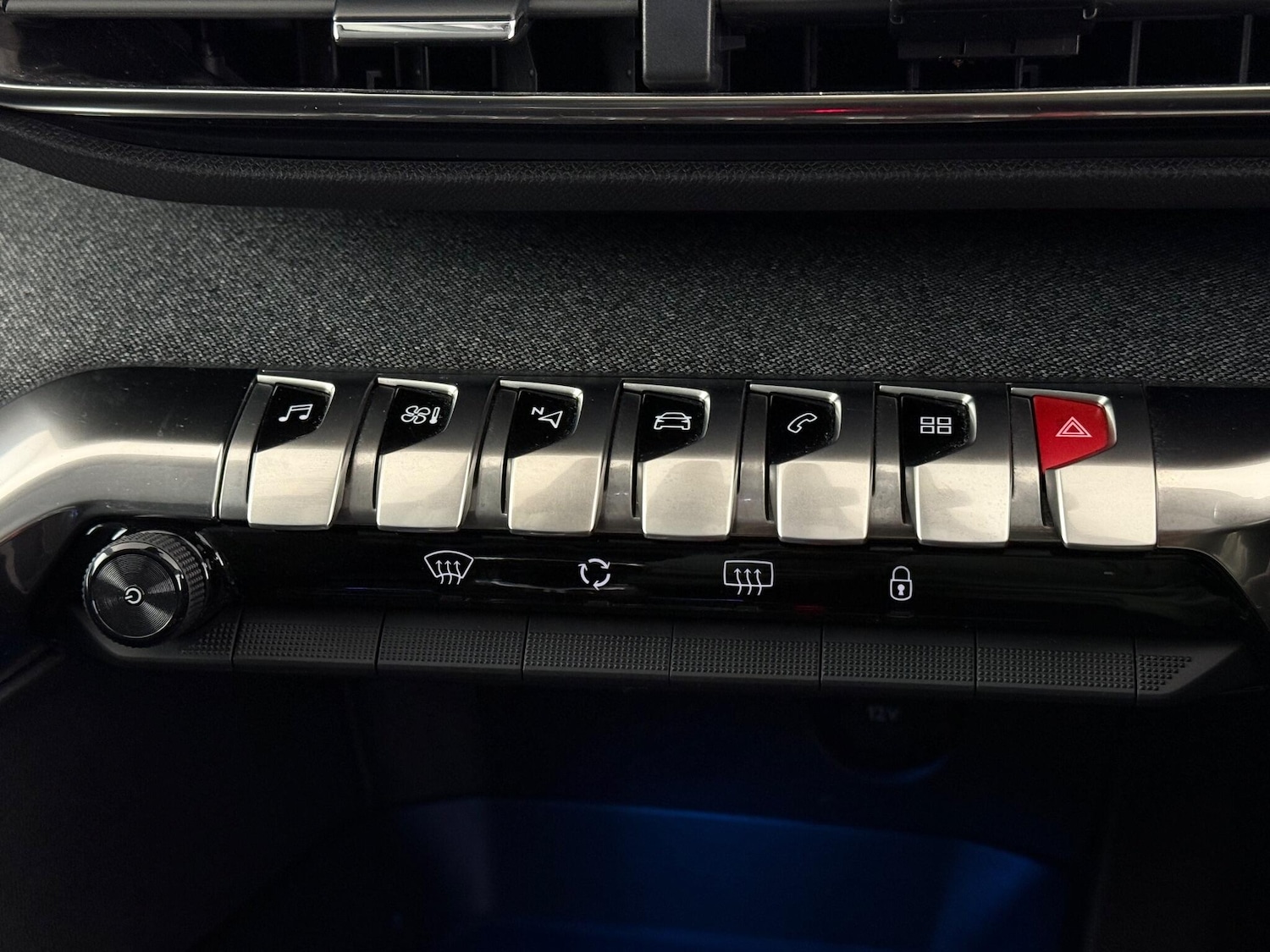 Used Peugeot 3008 2020 for sale - 77243692: Photo 31