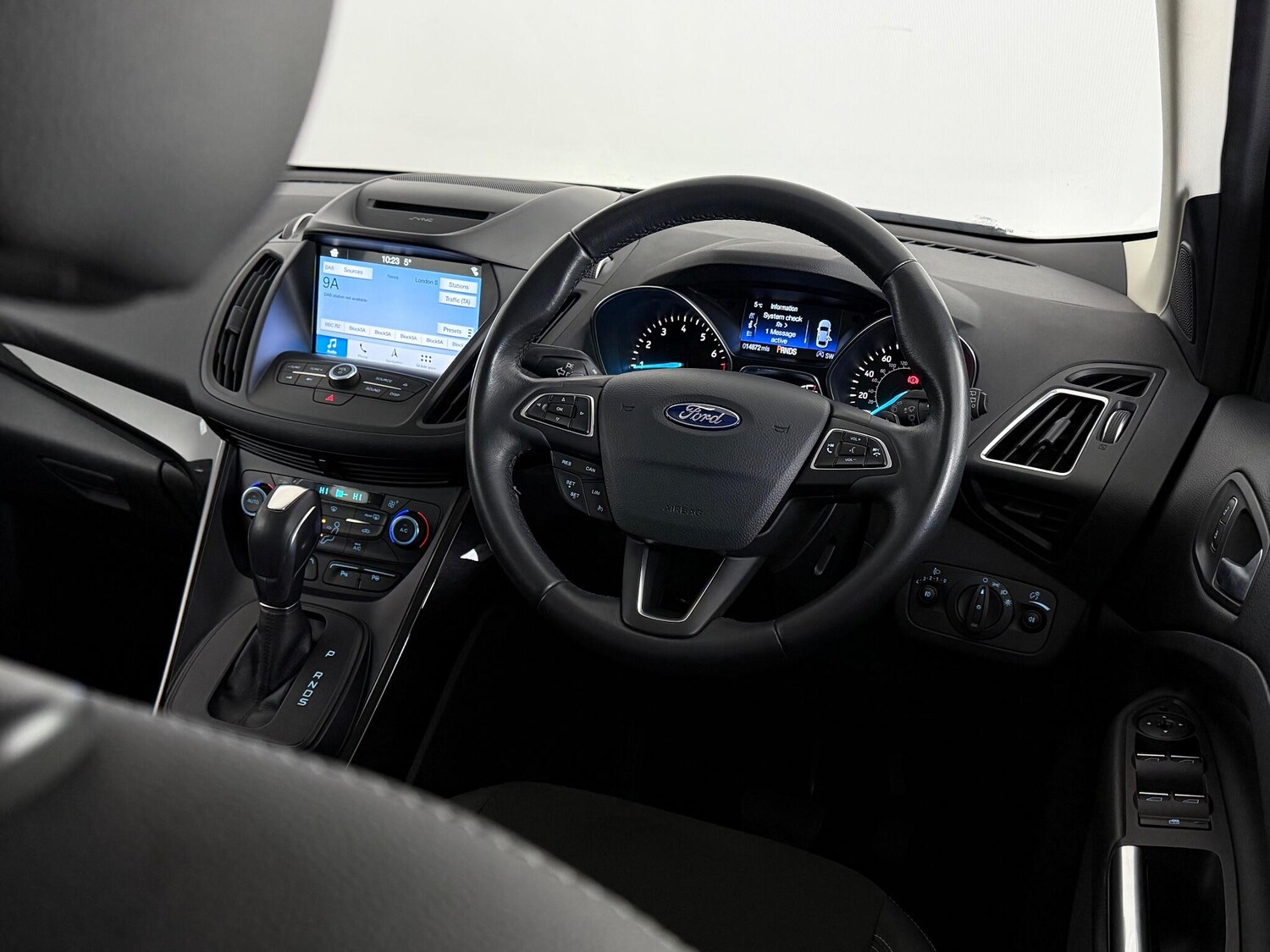 Used Ford Kuga 2018 for sale - 76537726: Photo 14