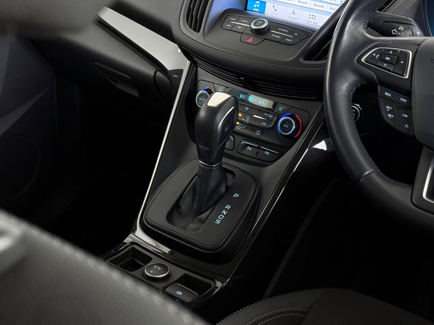 Used Ford Kuga 2018 for sale - 76537726: Photo 20