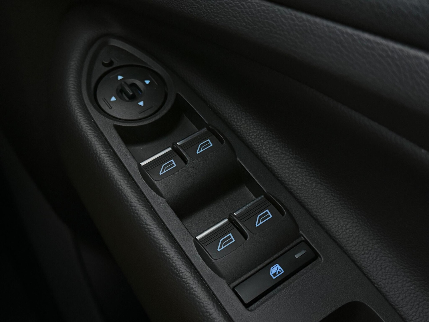 Used Ford Kuga 2018 for sale - 76537726: Photo 23