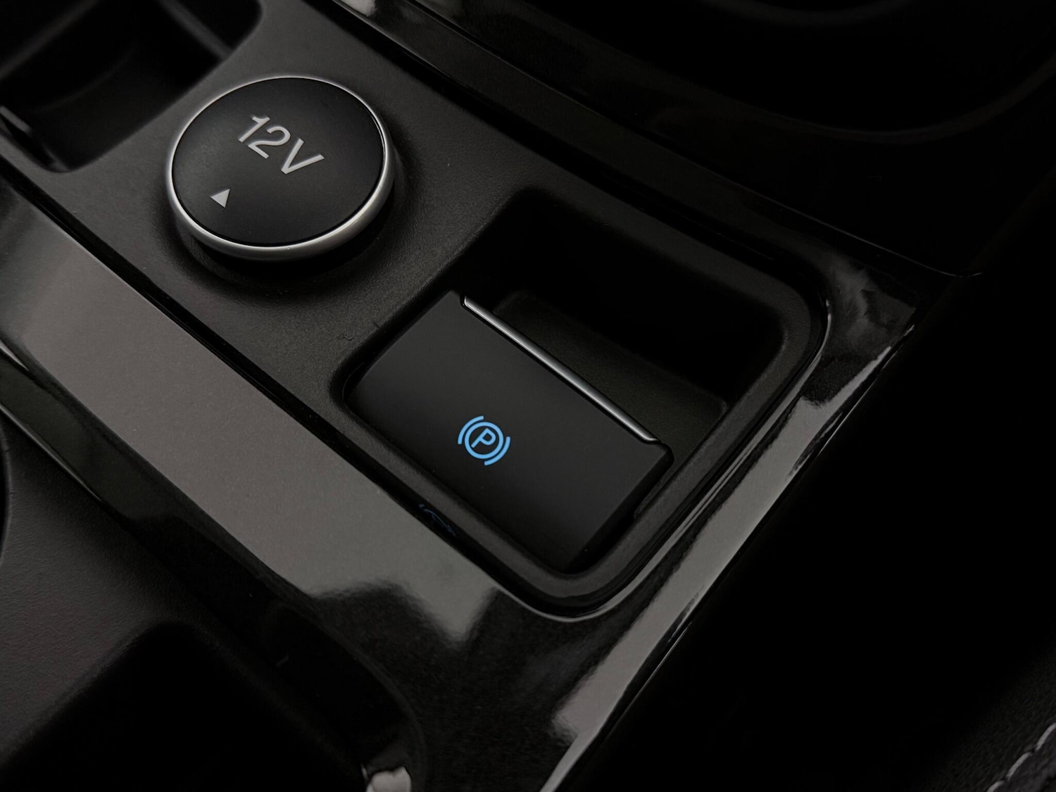 Used Ford Kuga 2018 for sale - 76537726: Photo 47