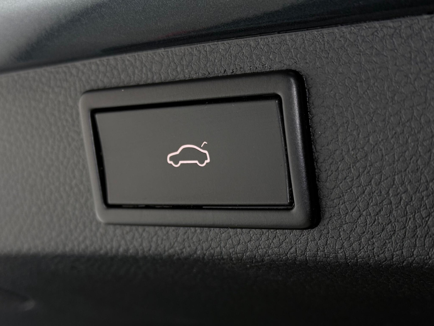 Used Skoda Karoq 2018 for sale - 77182387: Photo 11