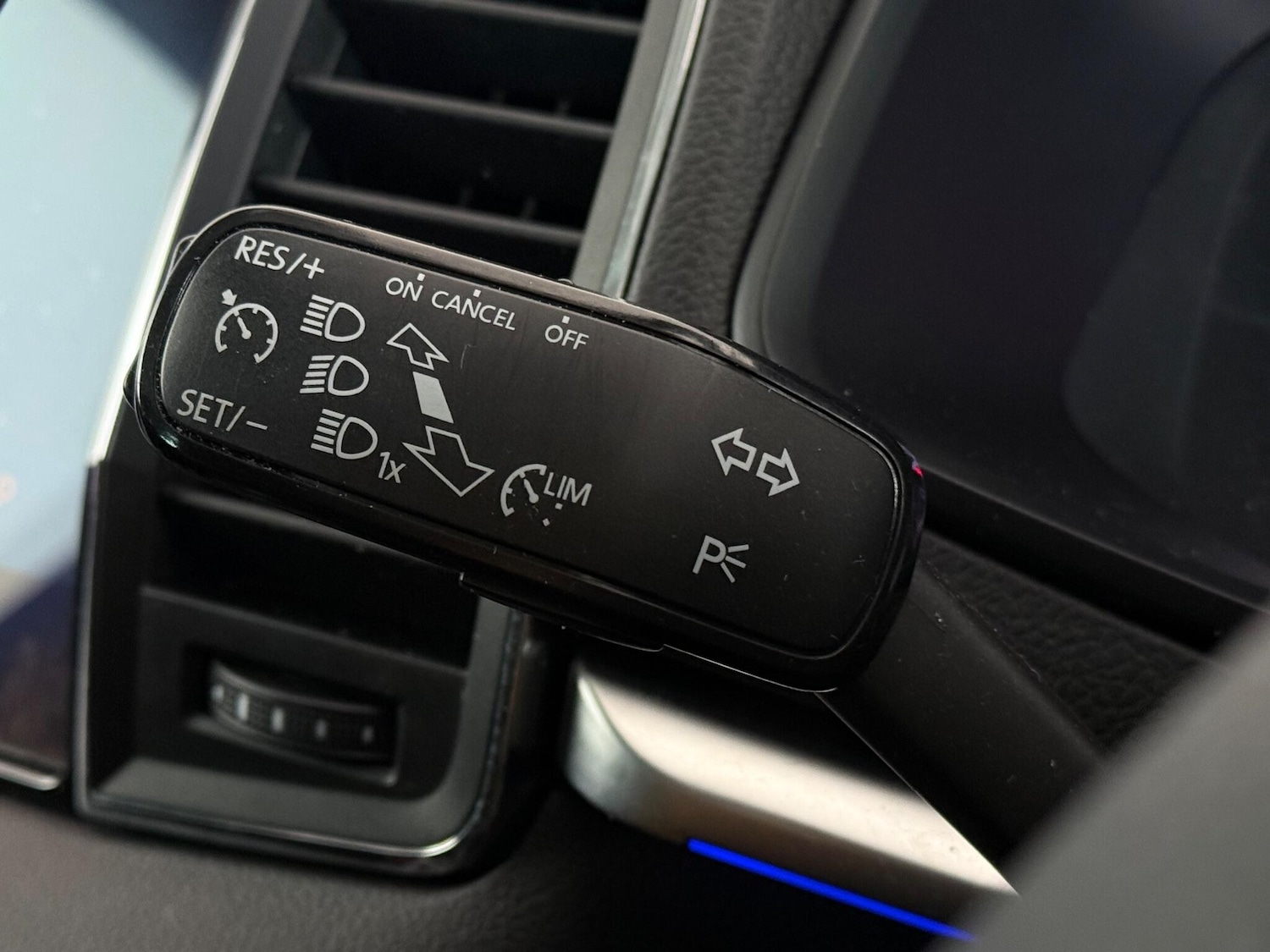 Used Skoda Karoq 2018 for sale - 77182387: Photo 23