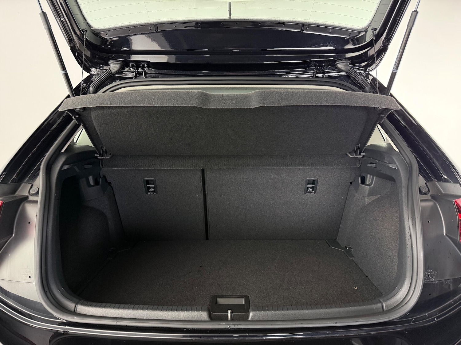 Used Volkswagen Polo 2022 for sale - 77242935: Photo 10