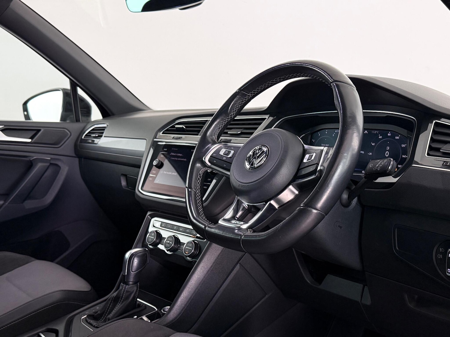 Used Volkswagen Tiguan 2020 for sale - 77260261: Photo 21