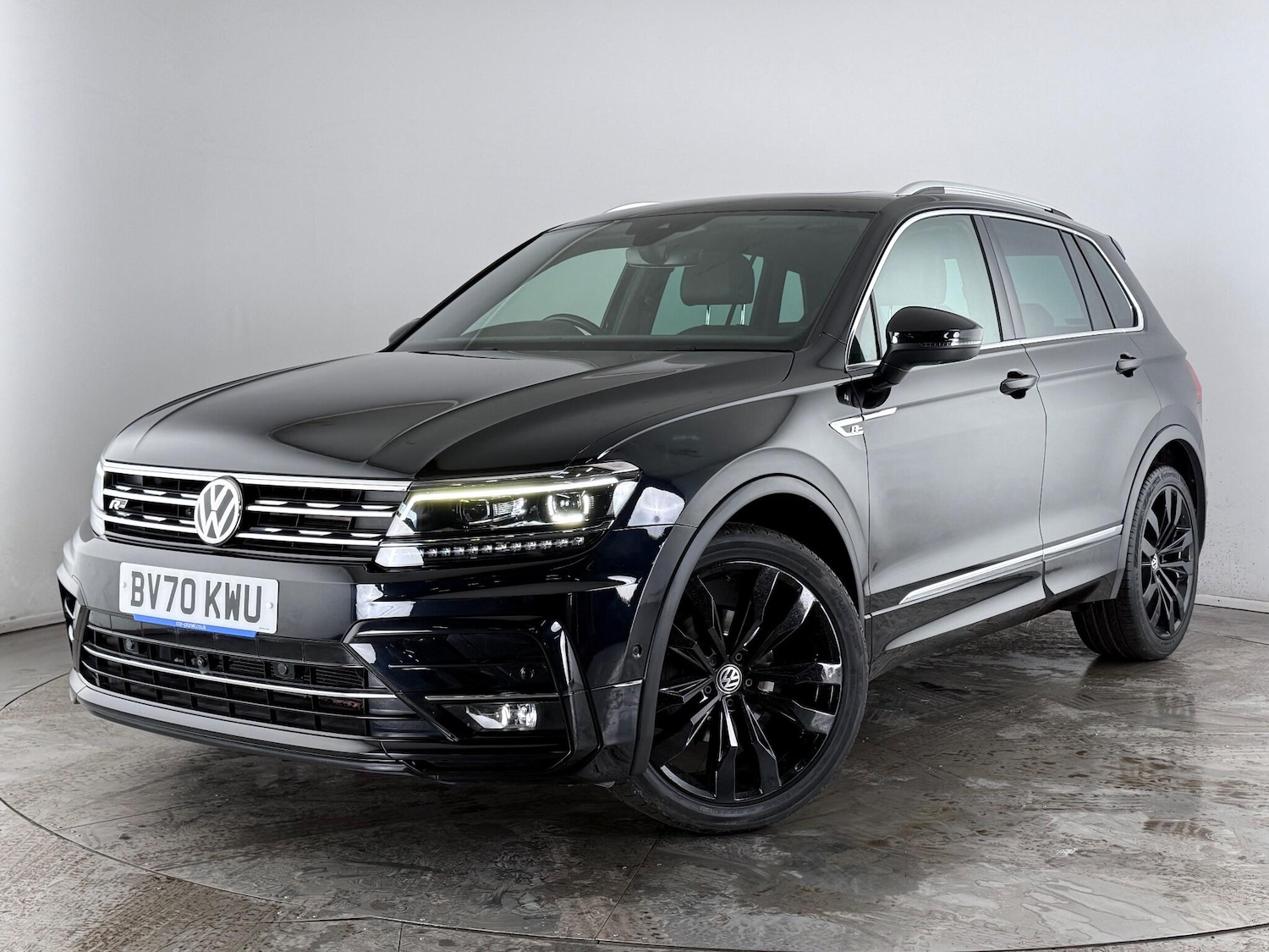 Used Volkswagen Tiguan 2020 for sale - 77260261: Photo 40