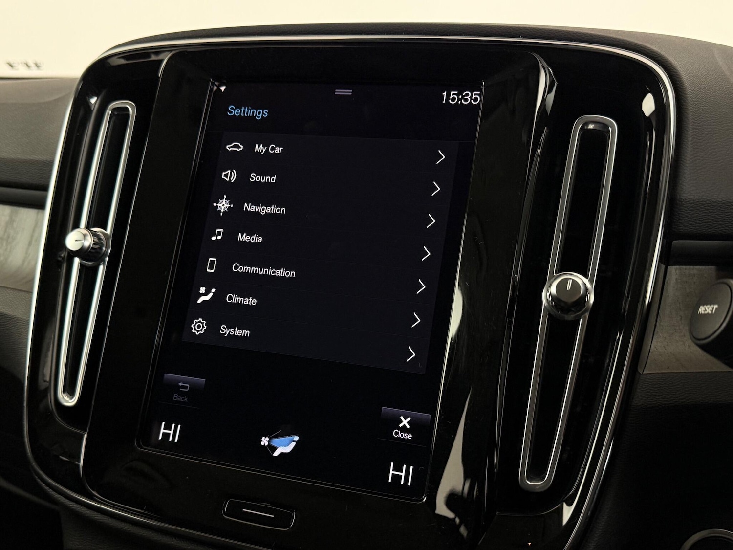 Used Volvo XC40 2021 for sale - 77221996: Photo 21