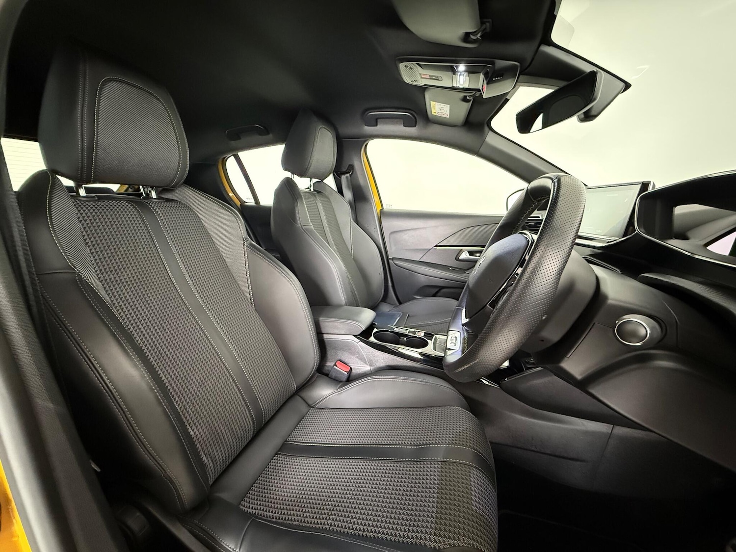 Used Peugeot 208 2021 for sale - 77182412: Photo 11