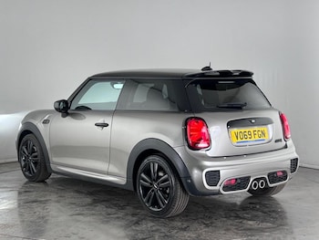 Used MINI Hatch 2019 for sale - 75559824: Photo