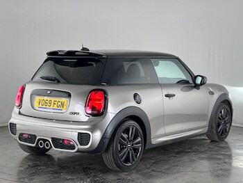 Used MINI Hatch 2019 for sale - 75559824: Photo