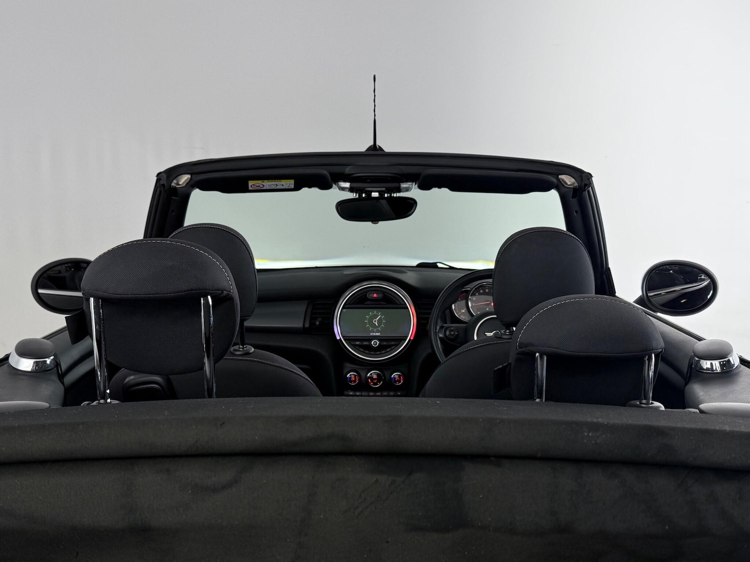 Used MINI Convertible 2018 for sale - 76466709: Photo 12