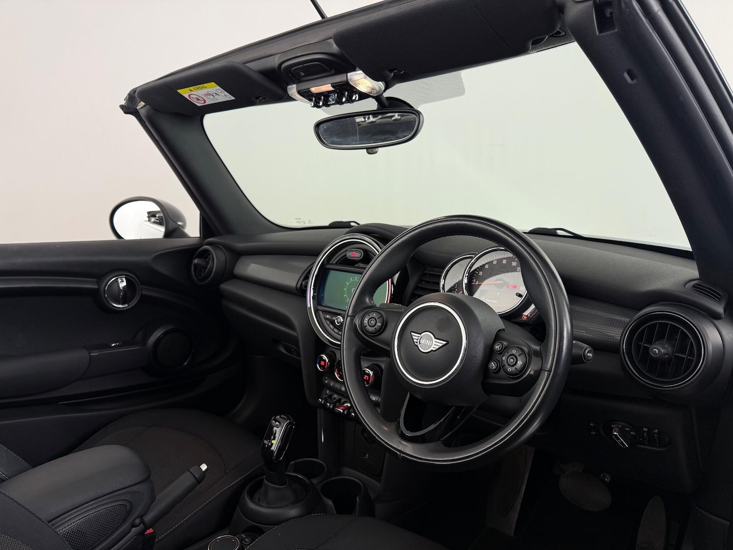 Used MINI Convertible 2018 for sale - 76466709: Photo 14