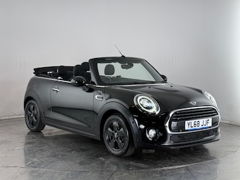 Used MINI Convertible 2018 for sale - 76466709: Photo