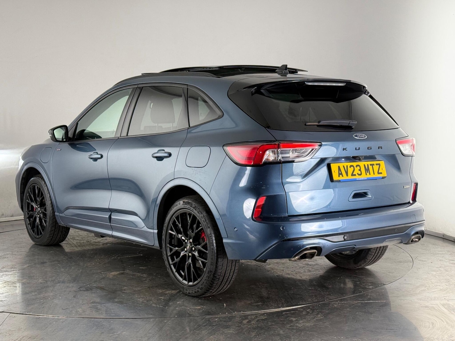 Used Ford Kuga 2023 for sale - 77243332: Photo 3