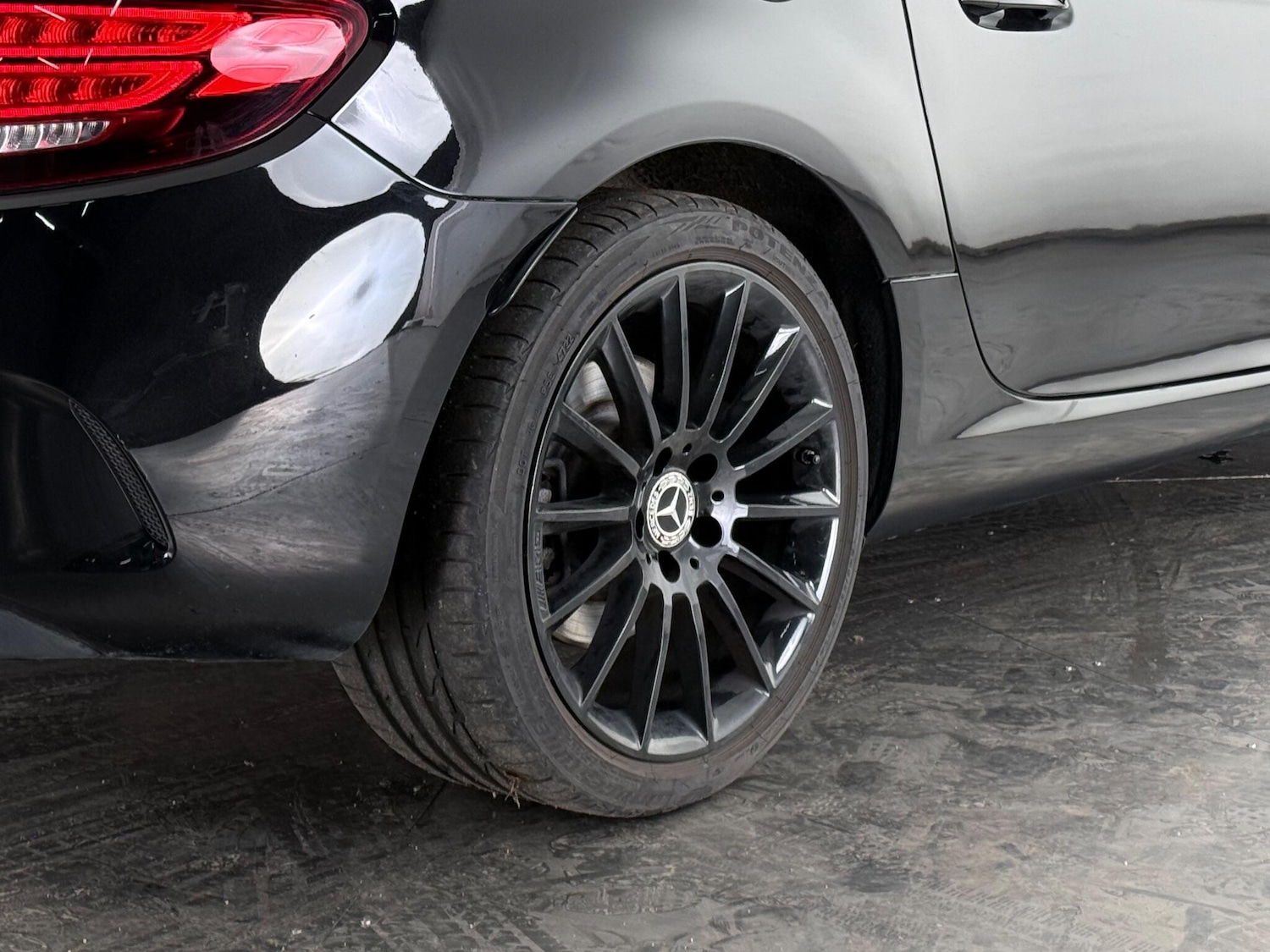 Used Mercedes-Benz SLC 2018 for sale - 77217566: Photo 16