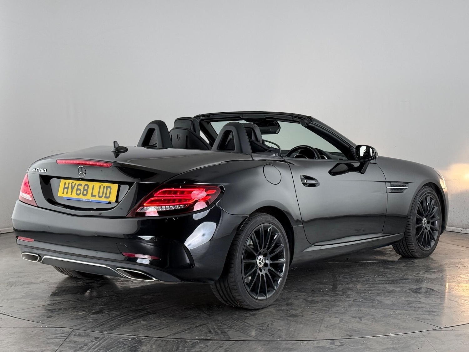 Used Mercedes-Benz SLC 2018 for sale - 77217566: Photo 4