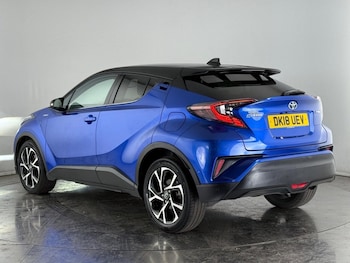 Used Toyota C-HR 2018 for sale - 75859827: Photo