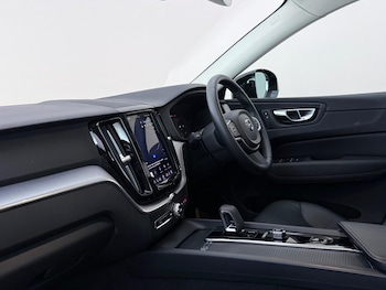 Used Volvo XC60 2022 for sale - 78753038: Photo