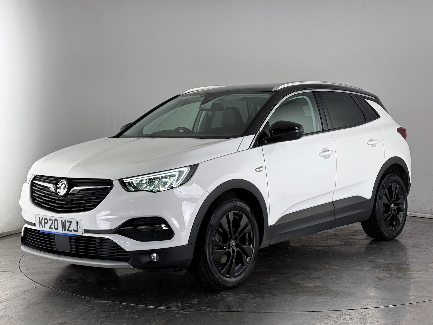 Used Vauxhall Grandland X 2020 for sale - 77182830: Photo 2