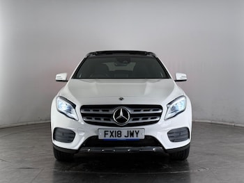 Used Mercedes-Benz GLA 2018 for sale - 77634045: Photo