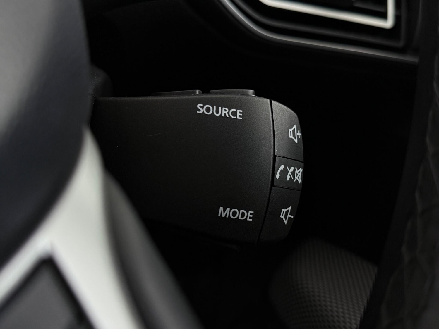 Used Dacia Jogger 2023 for sale - 76467182: Photo 27