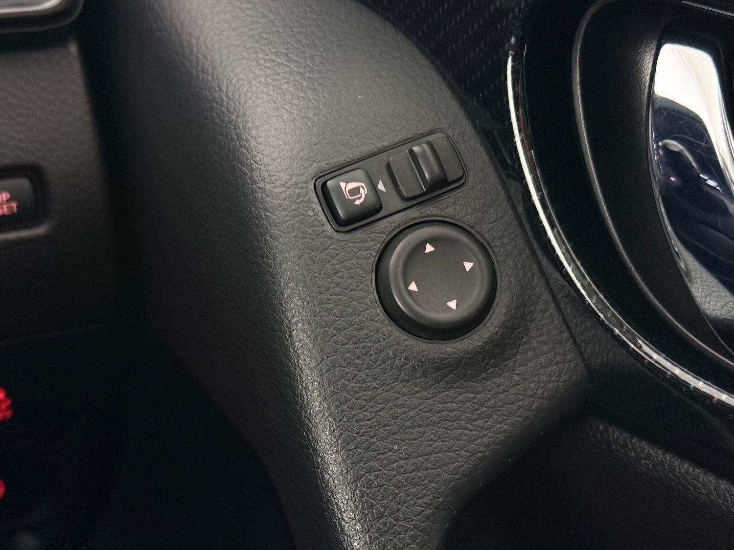 Used Nissan X-Trail 2019 for sale - 76467219: Photo 40