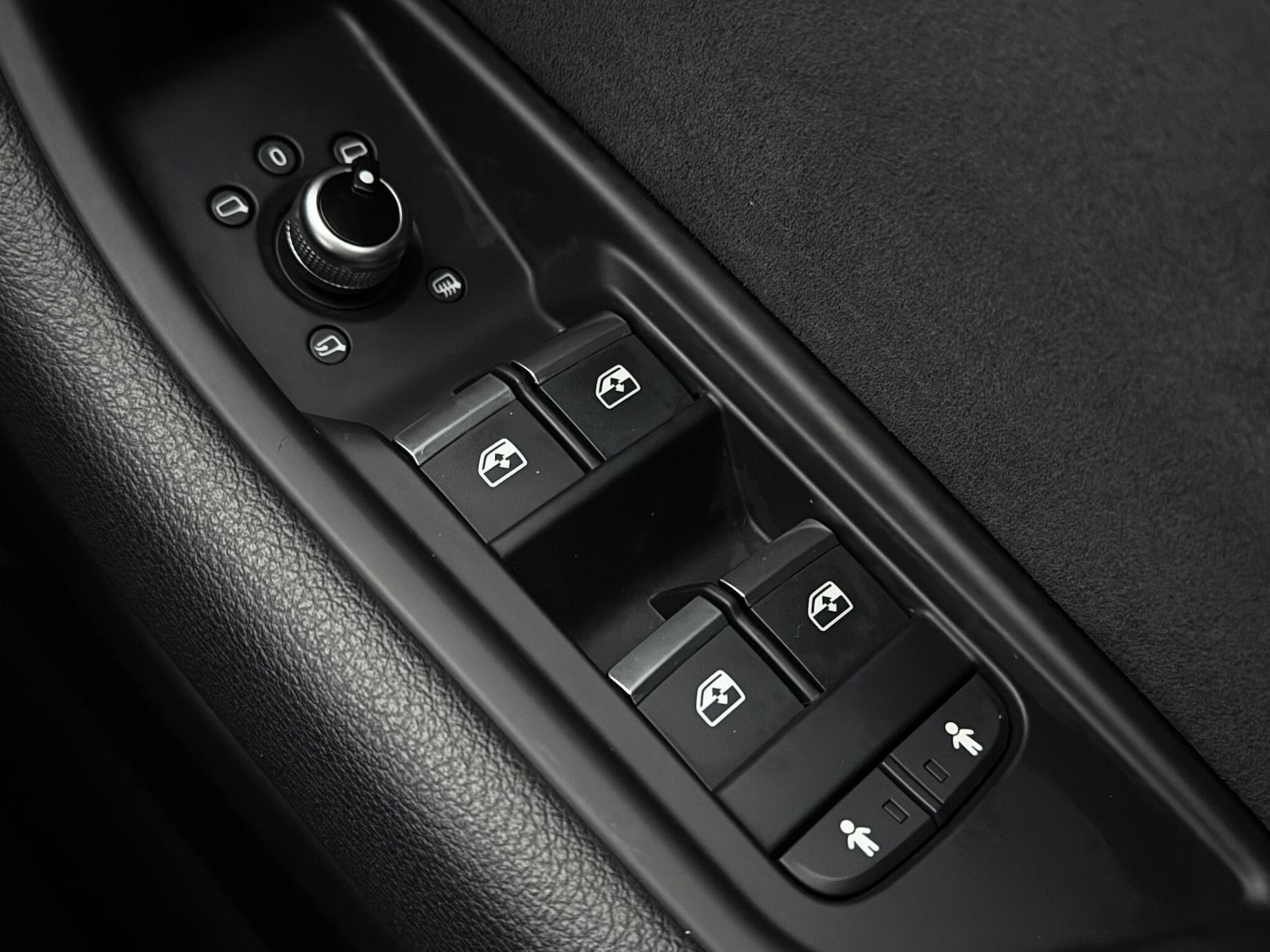 Used Audi A4 2019 for sale - 77332120: Photo 35