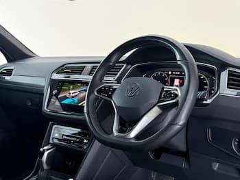 Used Volkswagen Tiguan 2023 for sale - 79633135: Photo