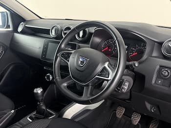 Used Dacia Duster 2022 for sale - 79615820: Photo